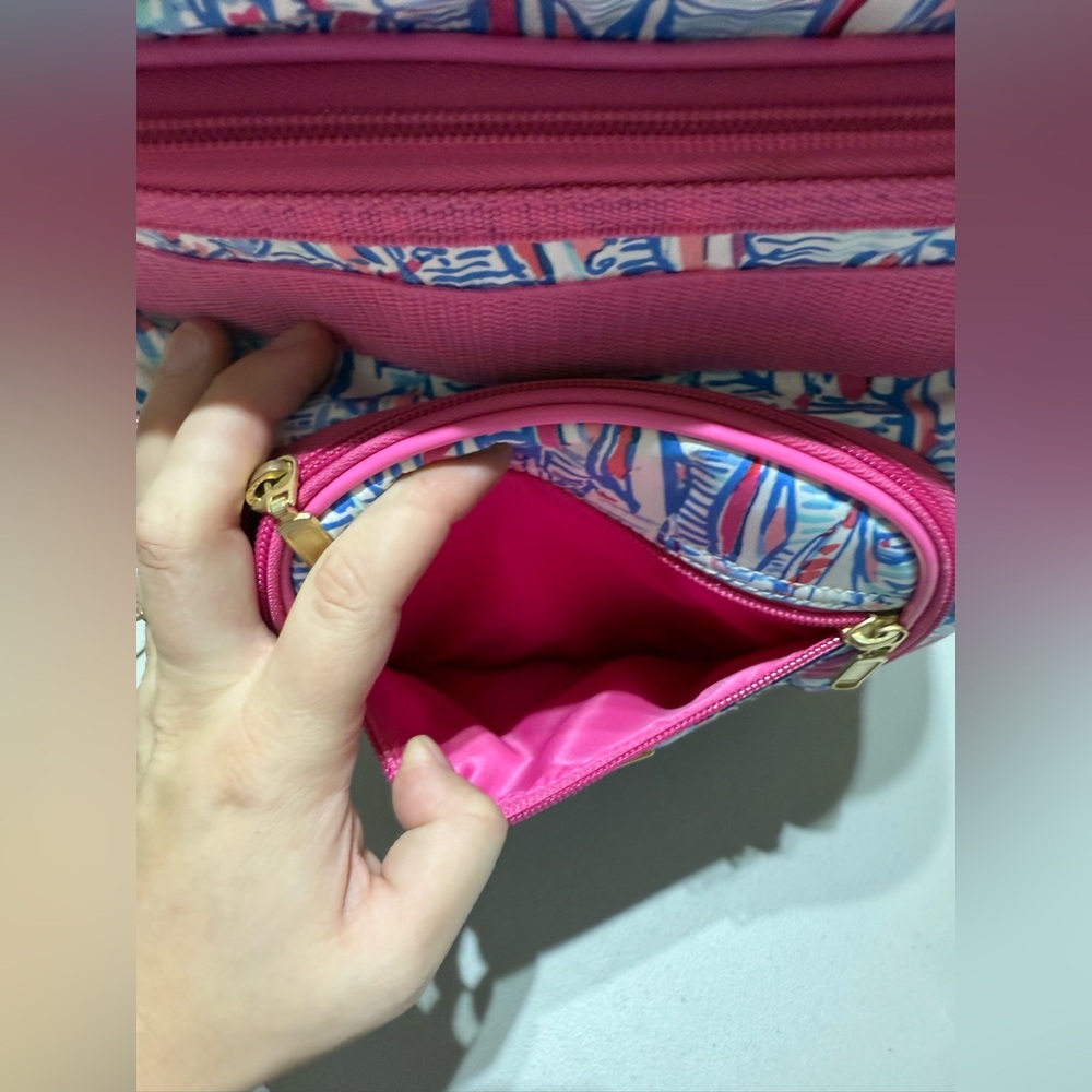 NEW Lilly Pulitzer Rolling Cooler - Picture 6 of 13